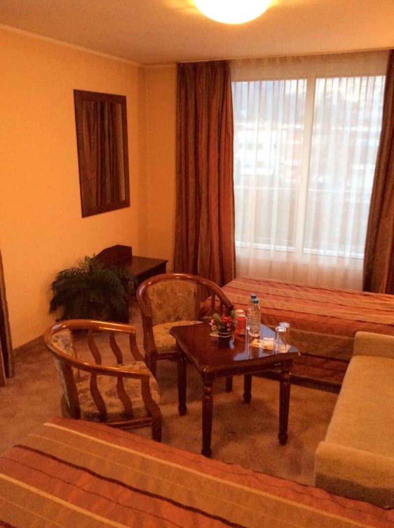 Хотел Елена - Снимка 2