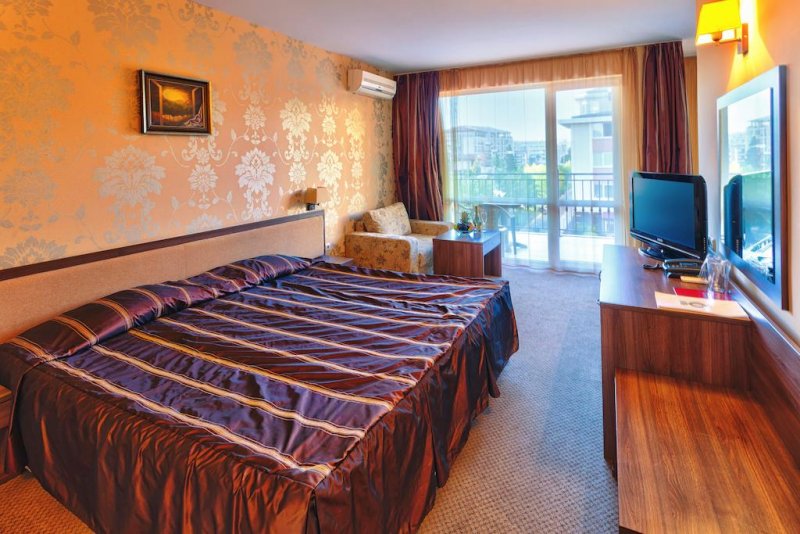 Хотел Форум - Снимка 8