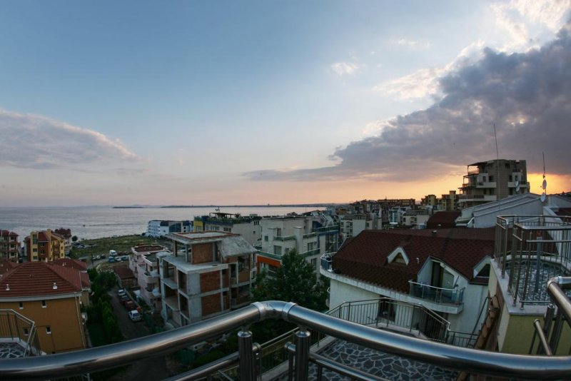 Хотел JBH - Снимка 1