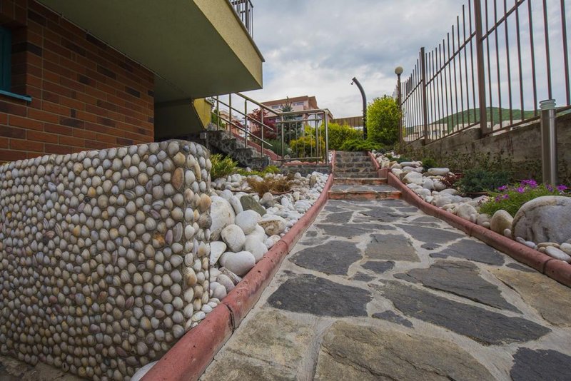 Хотел JBH - Снимка 9