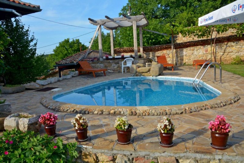 Къща При Чакъра - Снимка 1