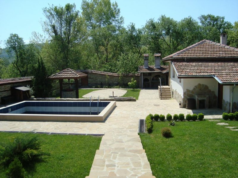 Къща за гости Вила Москито 1 - Снимка 1