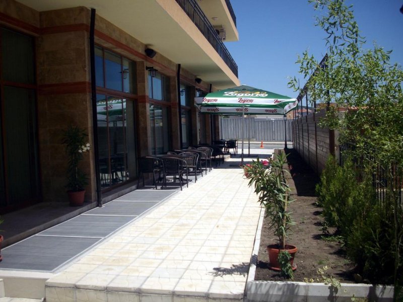 Семеен хотел Серенити - Снимка 10