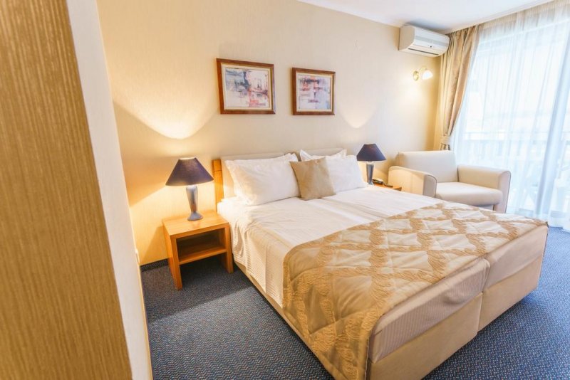 Хотел Фиорд - Снимка 8