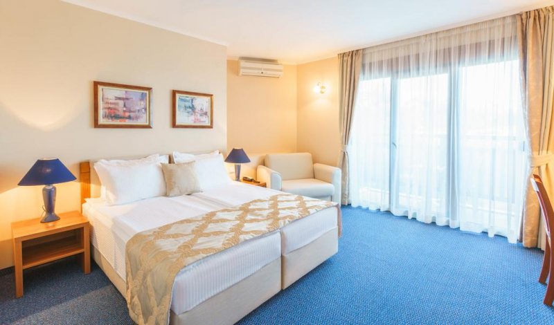 Хотел Фиорд - Снимка 8