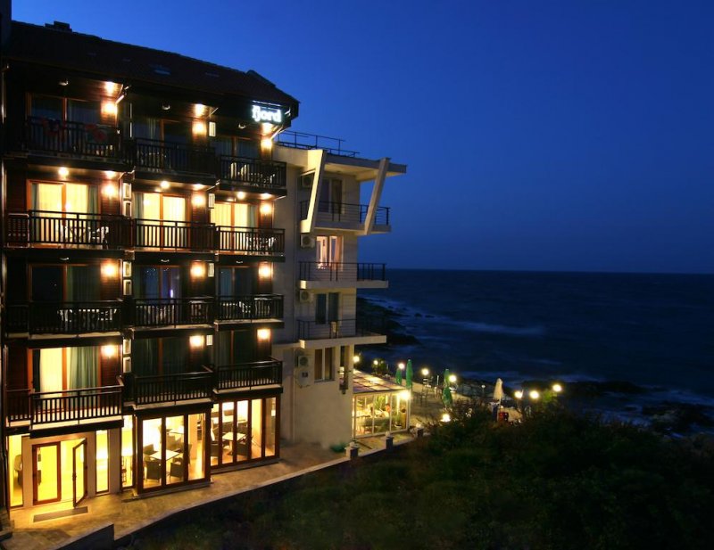 Хотел Фиорд - Снимка 8