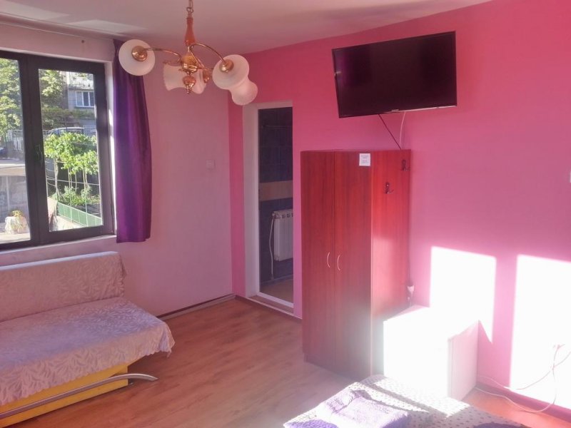 Къща за гости Бедрок - Снимка 11