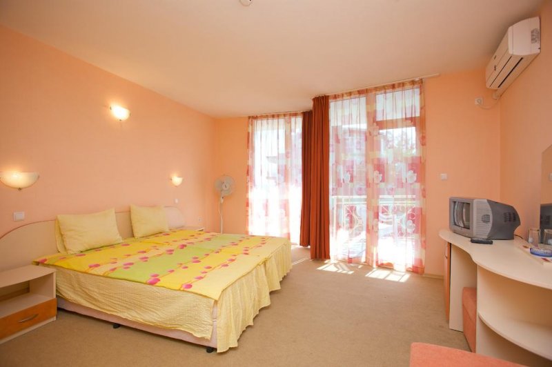 Хотел Копакабана - Снимка 3