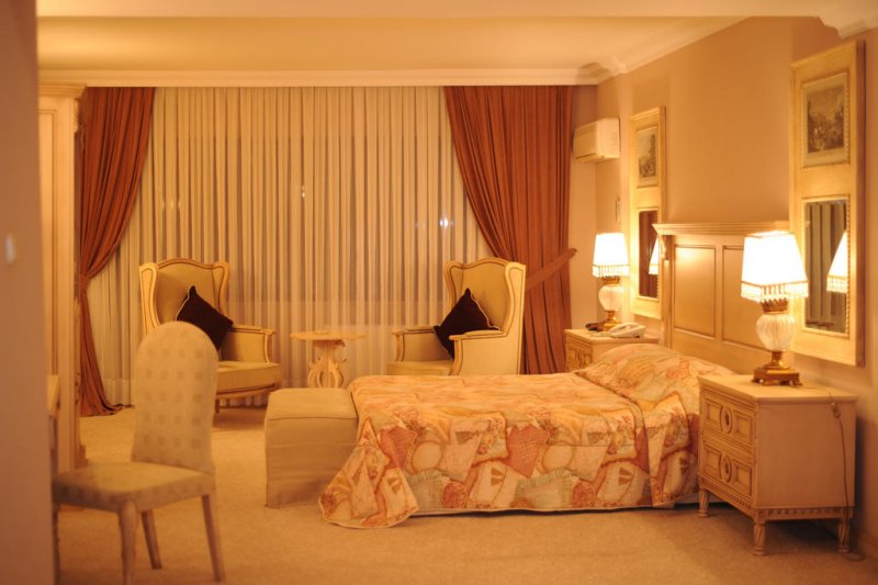 Akol Hotel - Снимка 1