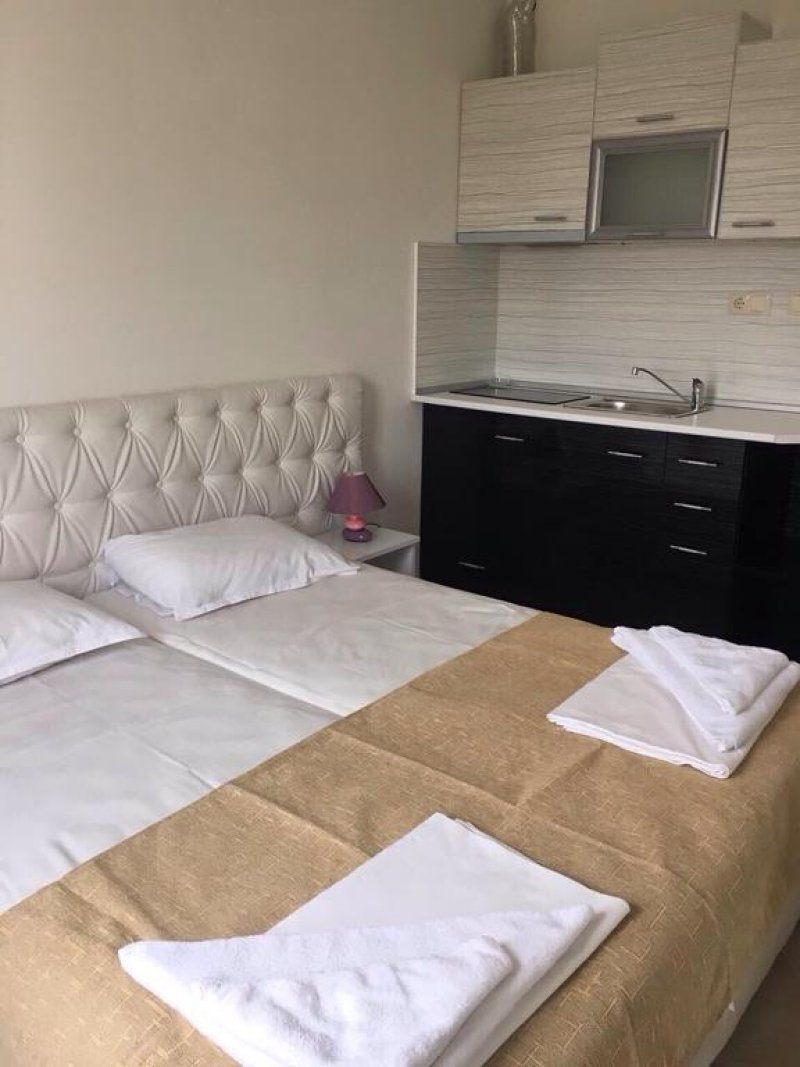 Хотел Авеню Делукс - Снимка 3