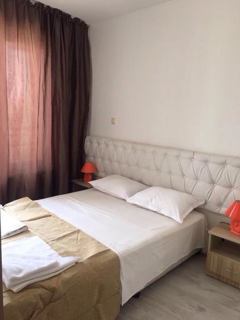 Хотел Авеню Делукс - Снимка 1