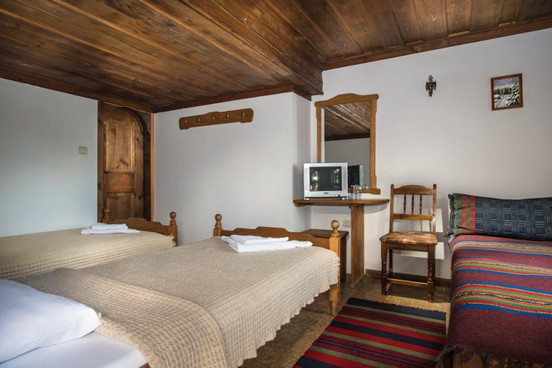 СПА комплекс Костадиновите къщи Съни хилс - Снимка 9