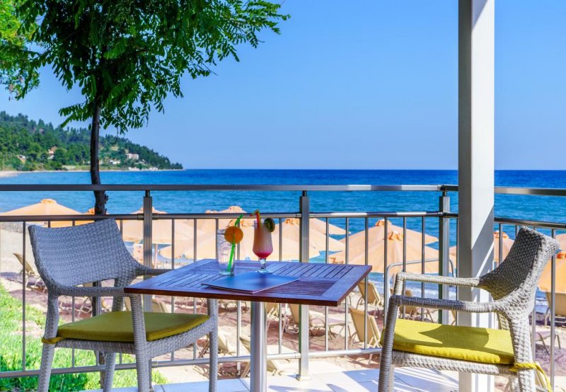 Rahoni Cronwell Park Hotel - Снимка 3