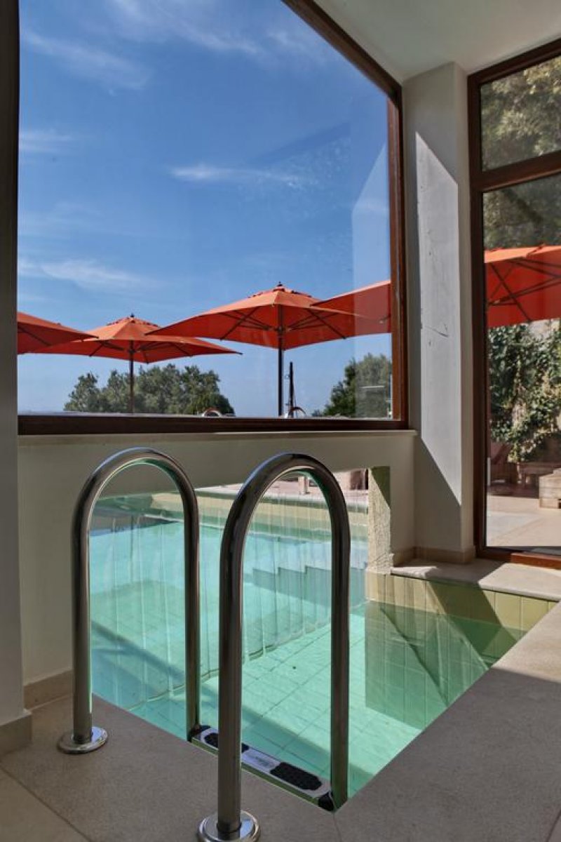 Rahoni Cronwell Park Hotel - Снимка 11