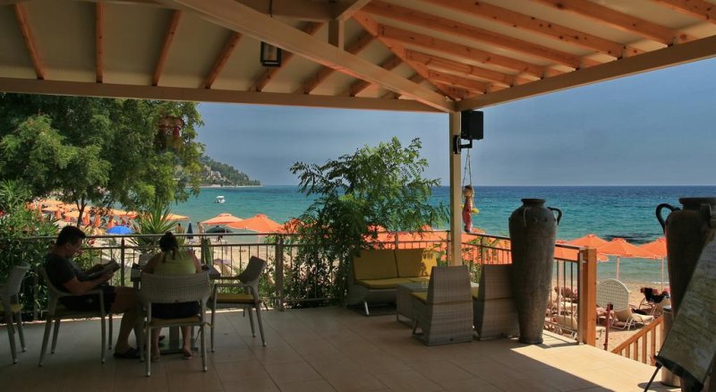 Rahoni Cronwell Park Hotel - Снимка 10