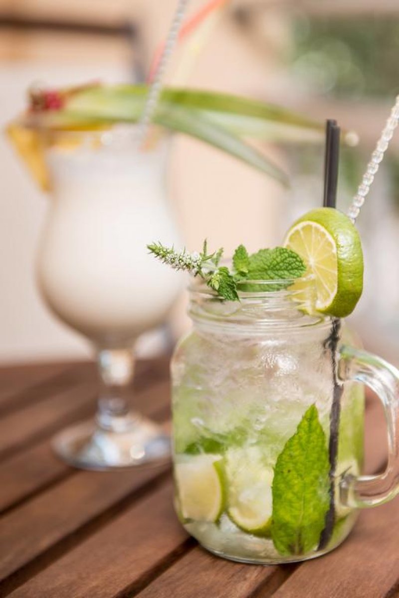 Atrium Hotel - Снимка 8