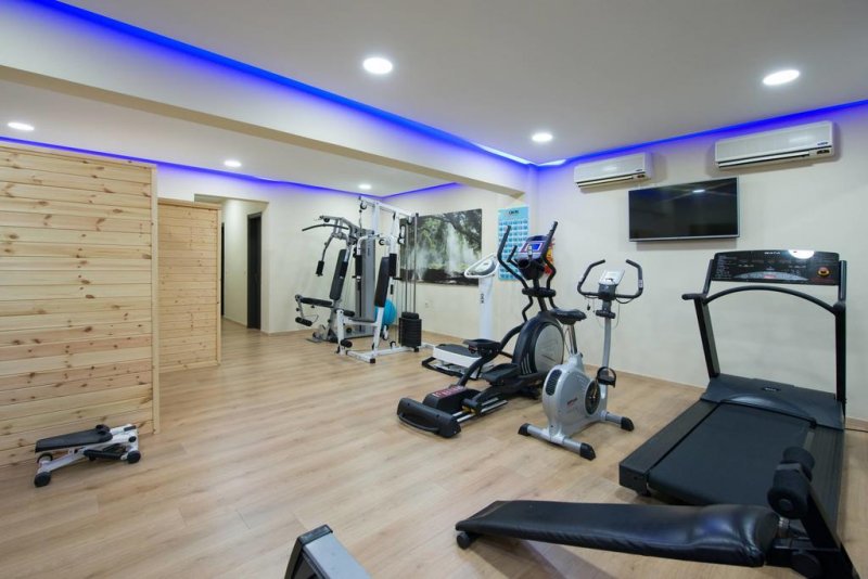 Atrium Hotel - Снимка 4