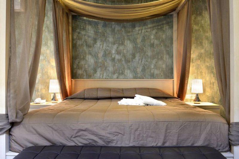 Atrium Hotel - Снимка 8