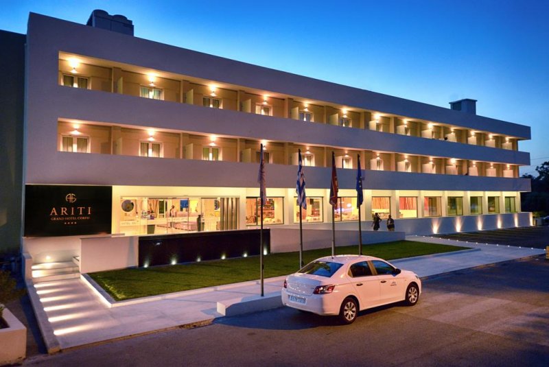 Ariti Grand Hotel - Снимка 7