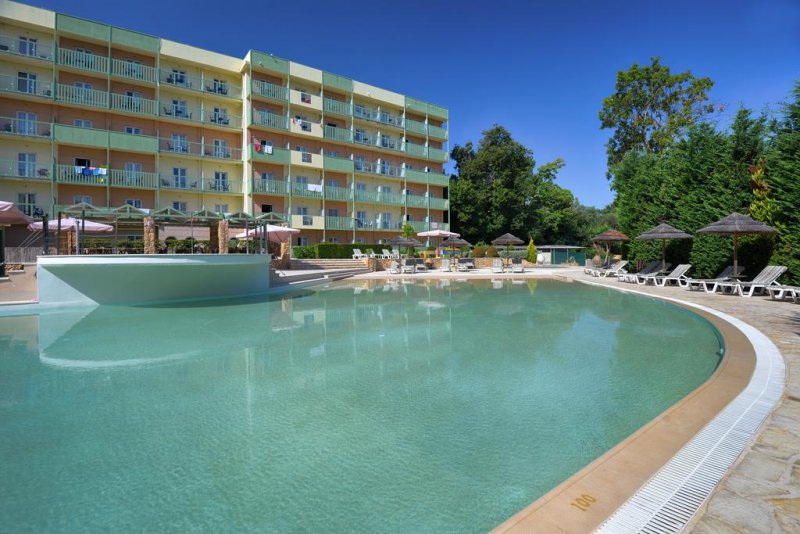 Ariti Grand Hotel - Снимка 7