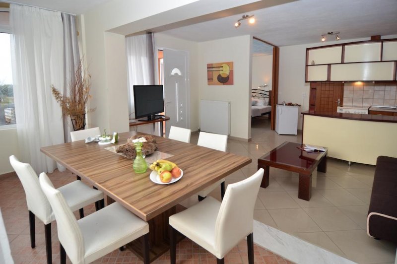 Kapahi Seaview Hotel Apartments - Снимка 8