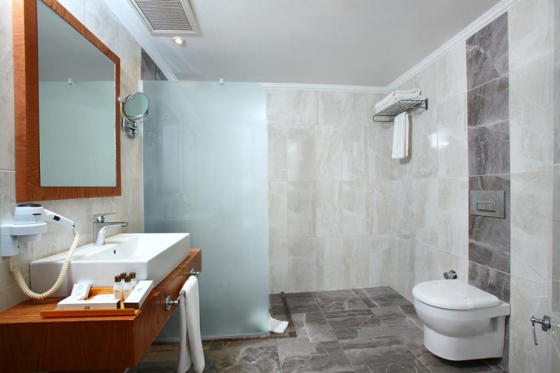 Royal Arena Resort & Spa - Снимка 4