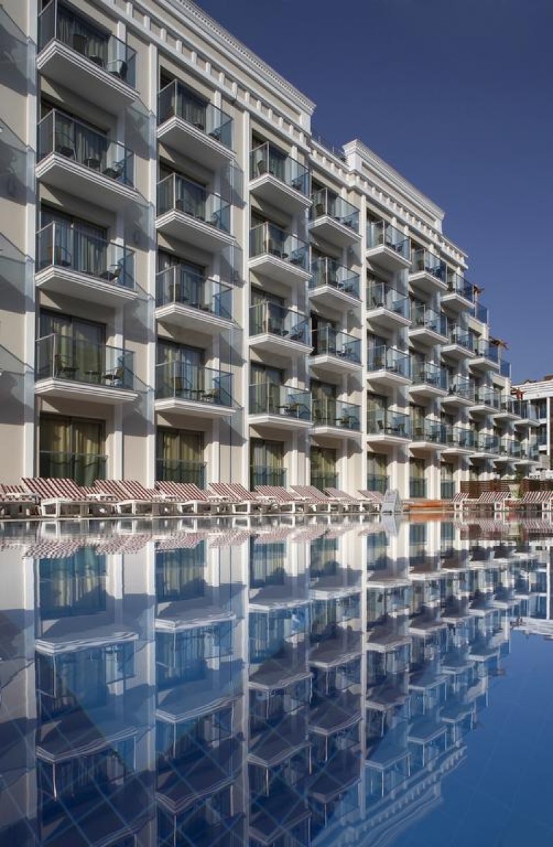 Emre Beach Hotel - Снимка 0