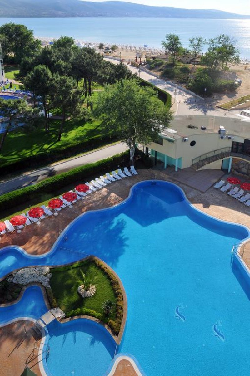 Хотел Колизеум - Снимка 1