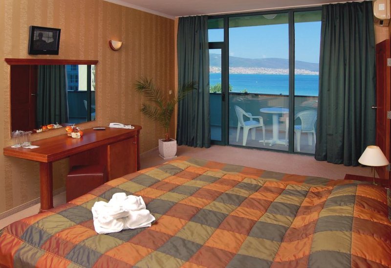 Хотел Колизеум - Снимка 4