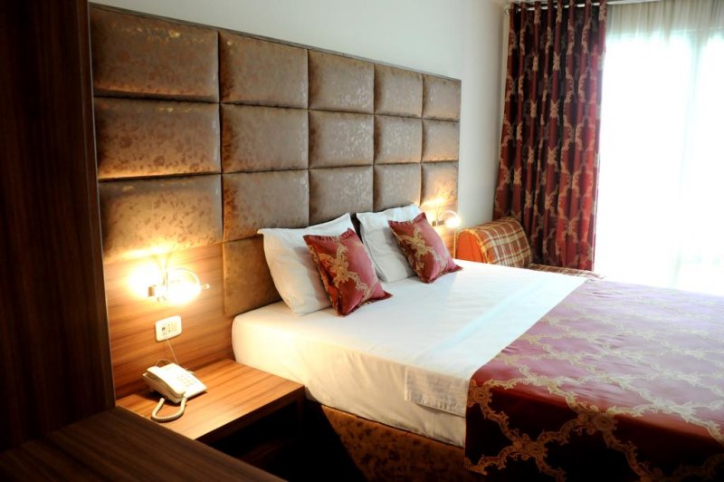 Hotel Lion - Снимка 5