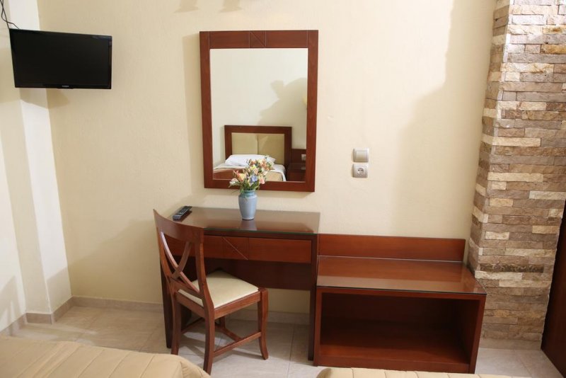 Hotel Zeus - Снимка 7