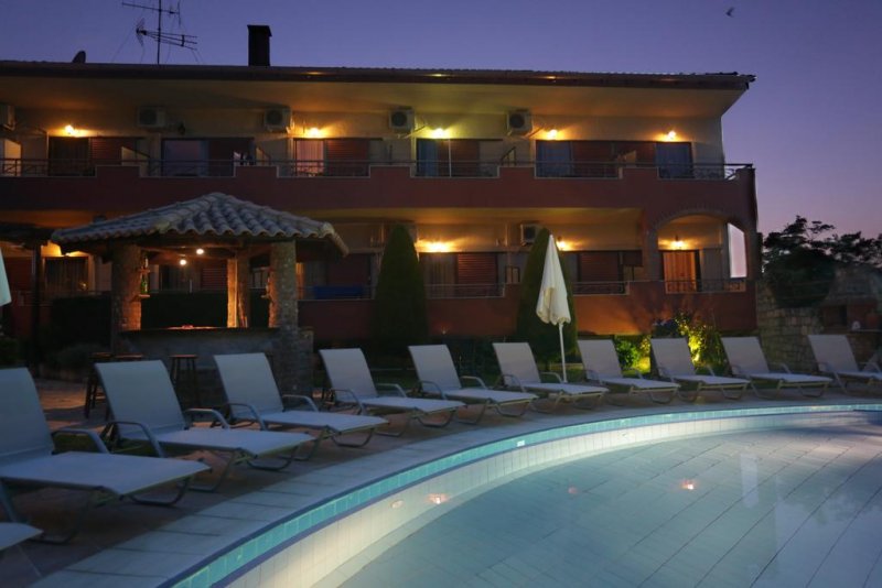 Hotel Zeus - Снимка 4