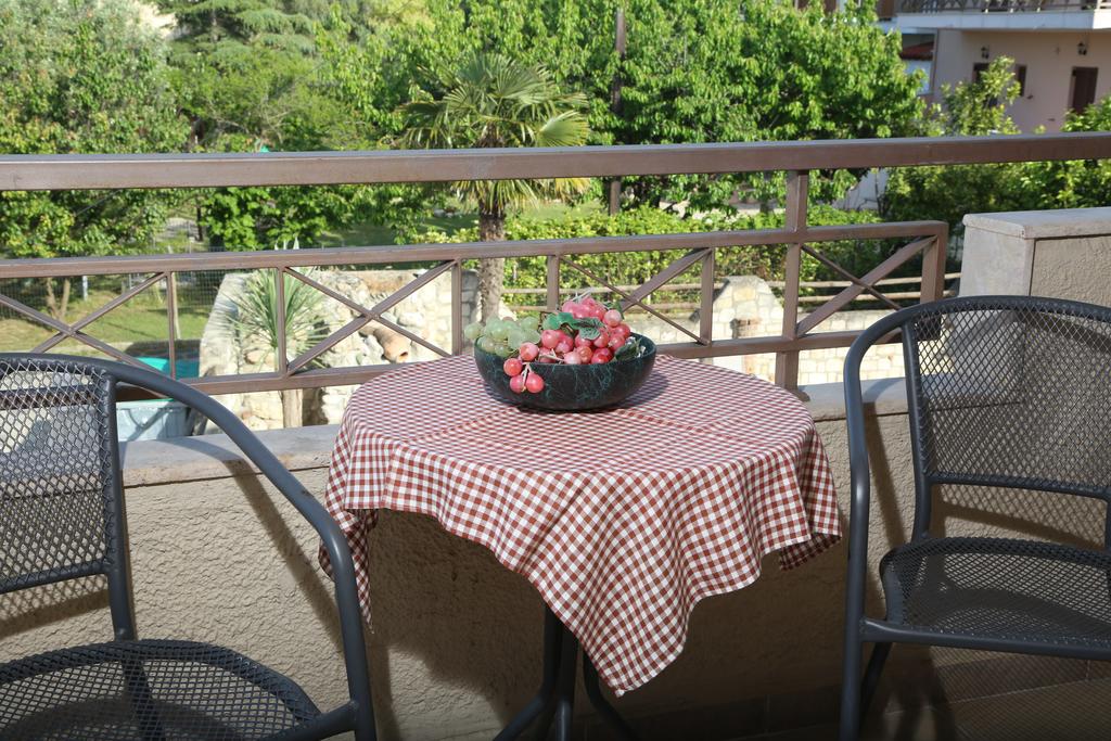 3 нощувки със закуски и вечери в Zeus Hotel 2*, Халкидики, Гърция през Септември и Октомври! - Снимка 43