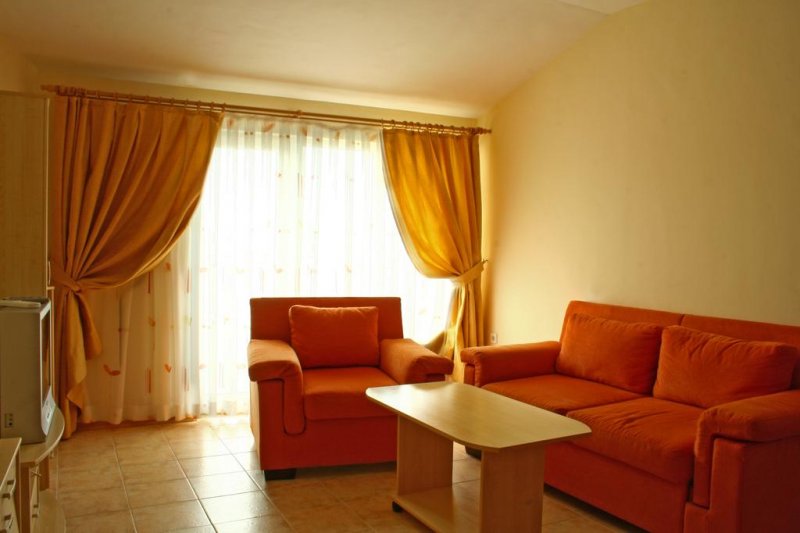 Апартхотел Престиж Сити 1 - Снимка 1