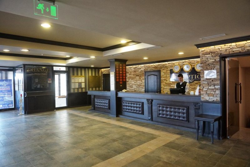 Royal Park and Spa Hotel - Снимка 3