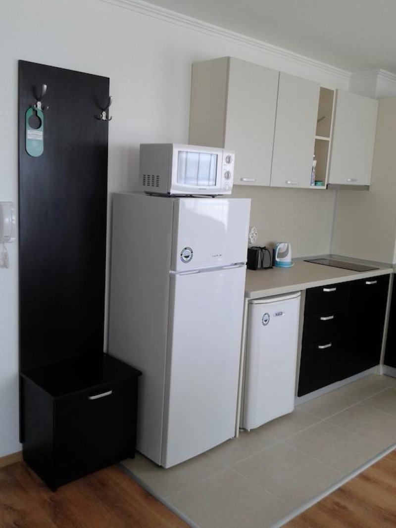 Комплекс Апартаменти Вила Анторини - Снимка 1