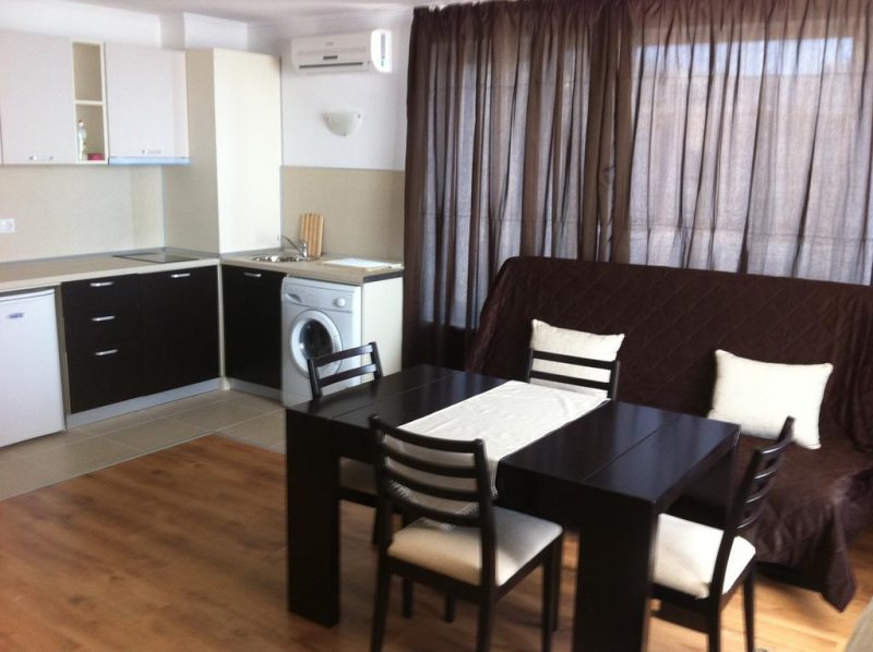 Комплекс Апартаменти Вила Анторини - Снимка 5