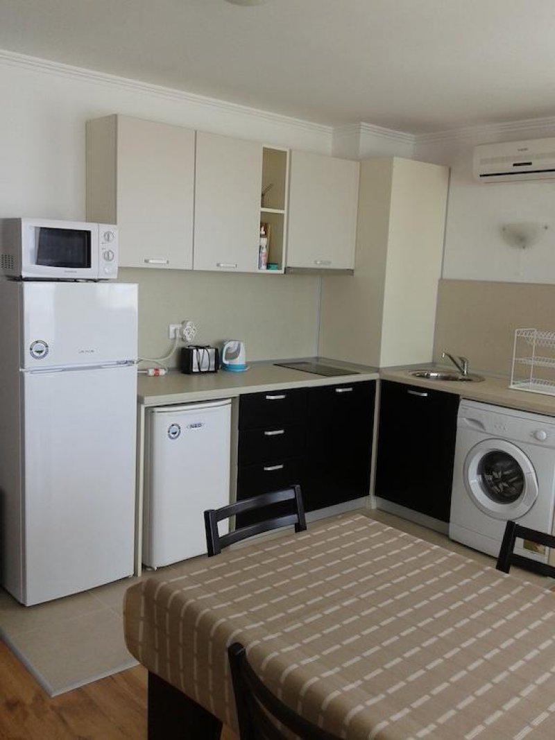 Комплекс Апартаменти Вила Анторини - Снимка 11