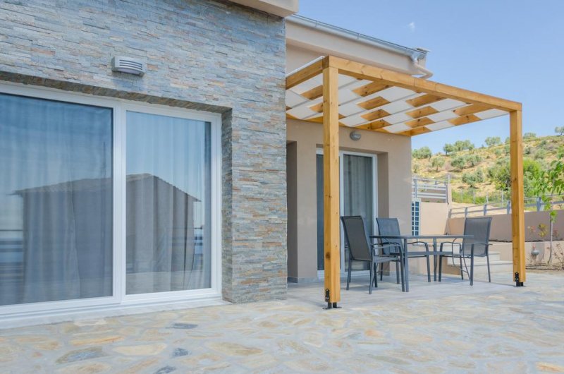 Arina Villa - Снимка 4