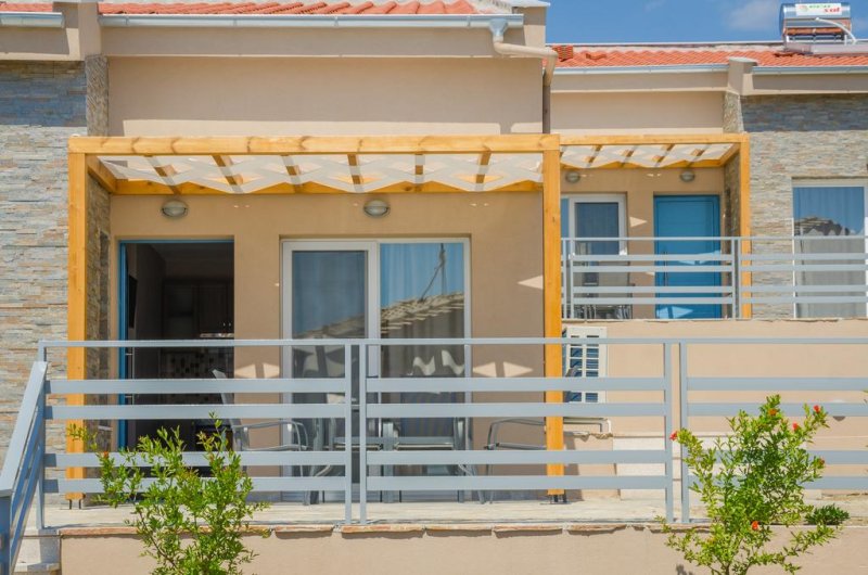 Arina Villa - Снимка 1