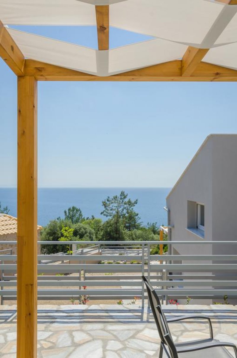 Arina Villa - Снимка 8