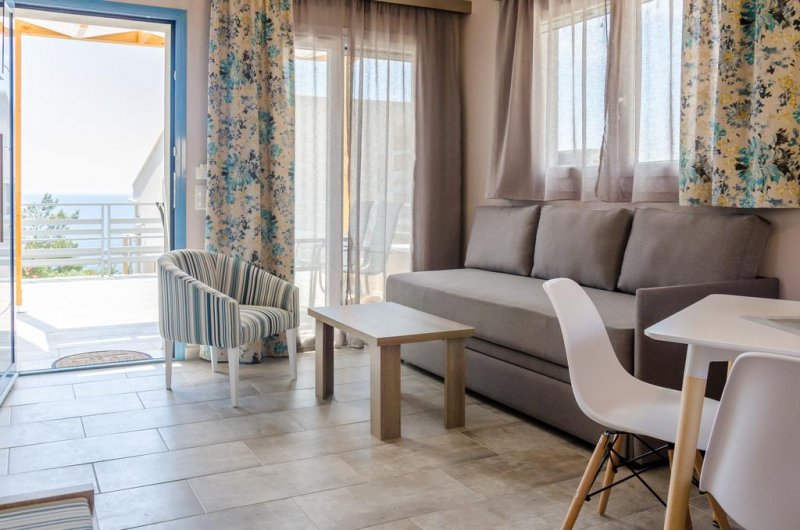 Arina Villa - Снимка 7