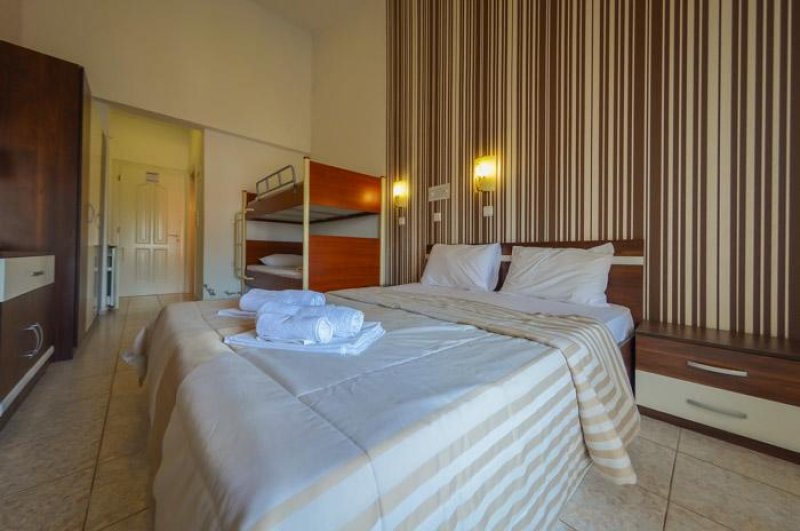 Ellas Hotel - Снимка 10