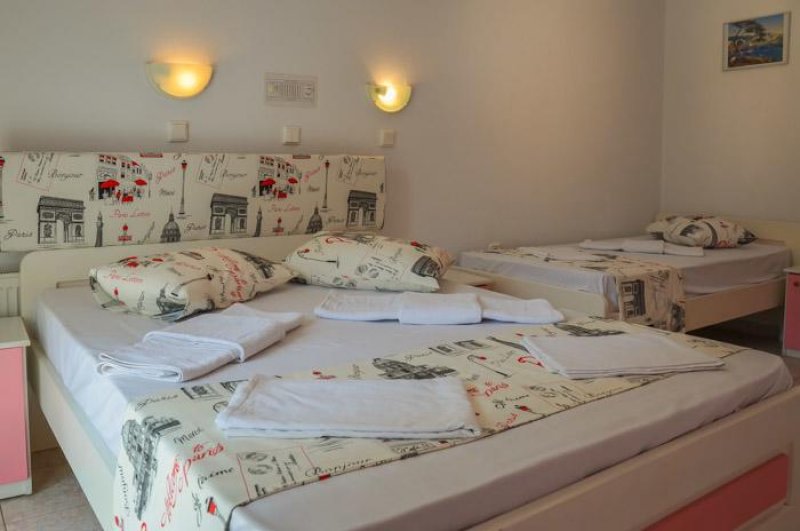 Ellas Hotel - Снимка 11