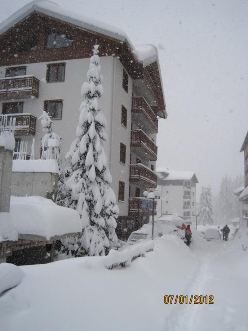 Апартаменти Невада - Снимка 1