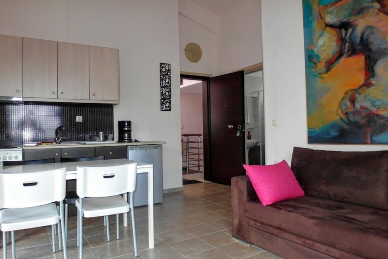 Yasoo Holiday Apartments - Снимка 1
