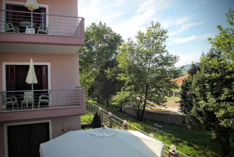 Yasoo Holiday Apartments - Снимка 8