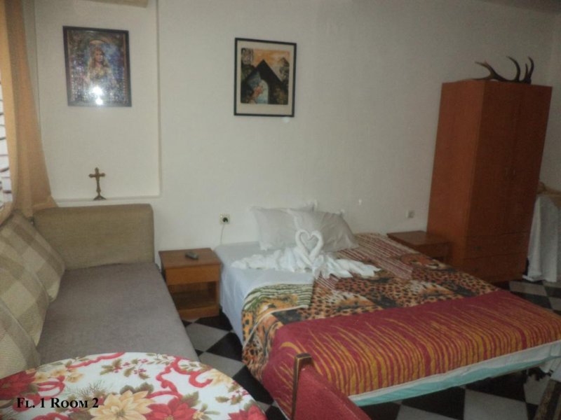 Къща за гости Лилия - Снимка 9