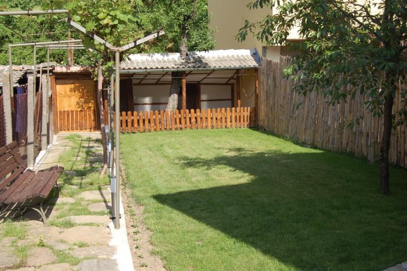 Къща за гости Пеневи - Снимка 1