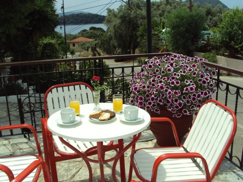 Hotel Nostos - Снимка 4